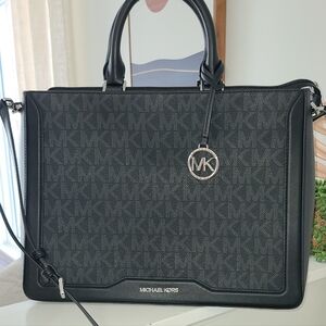 Michael Kors Black Signature Tote